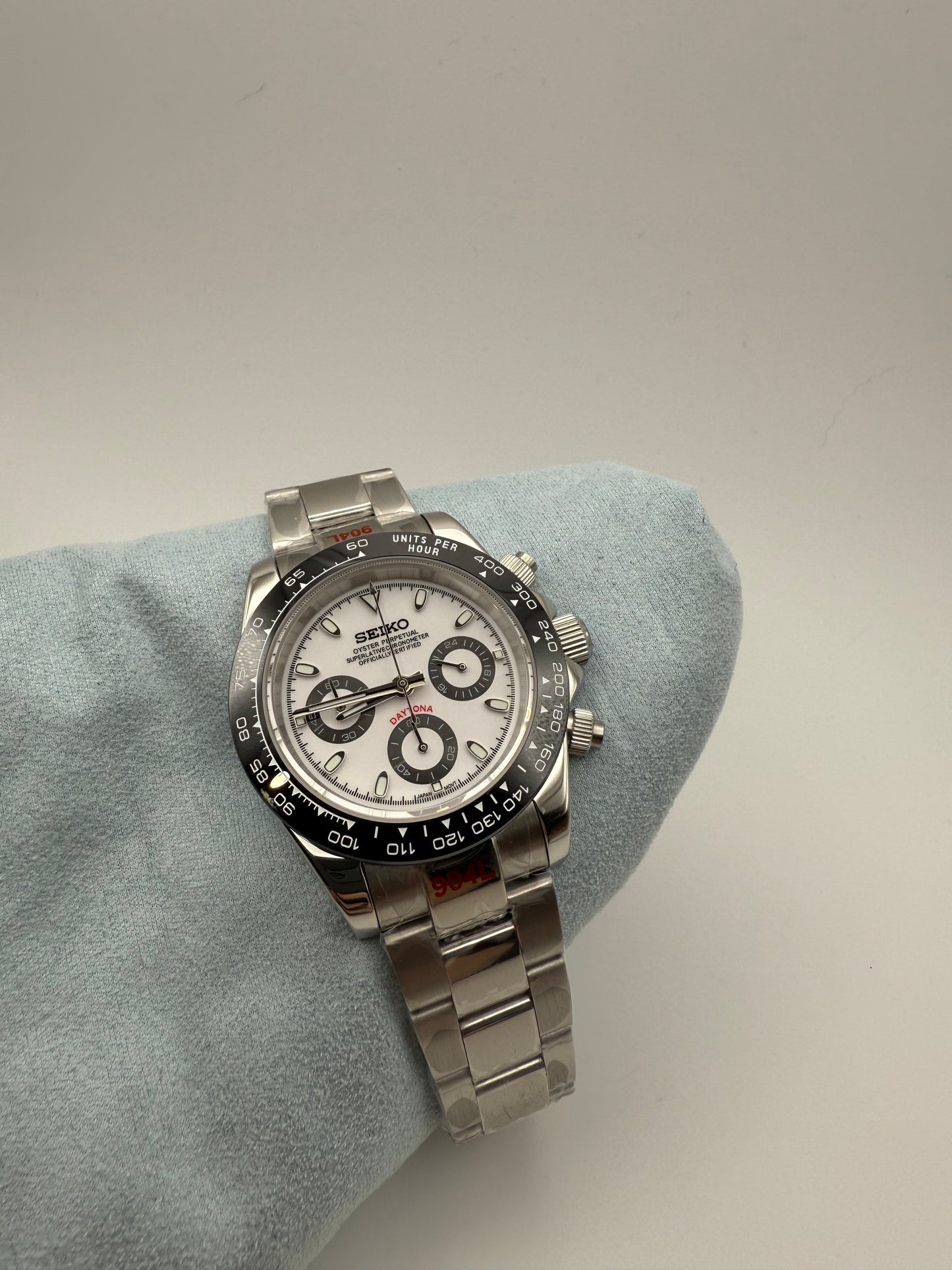 Black/White Chronograph Mod