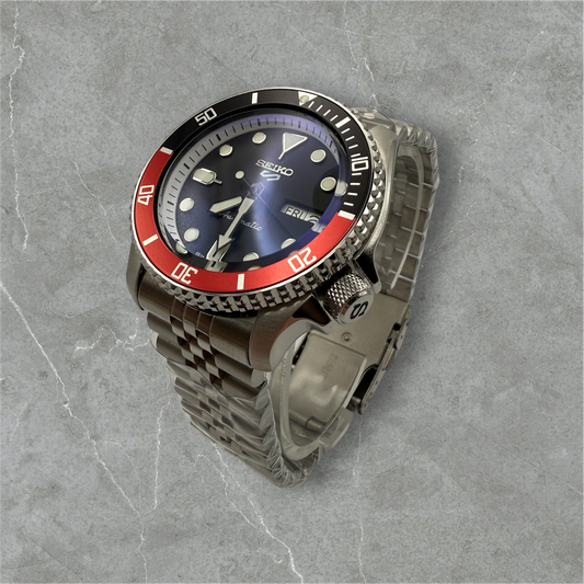 Red/Black SKX 5 Mod
