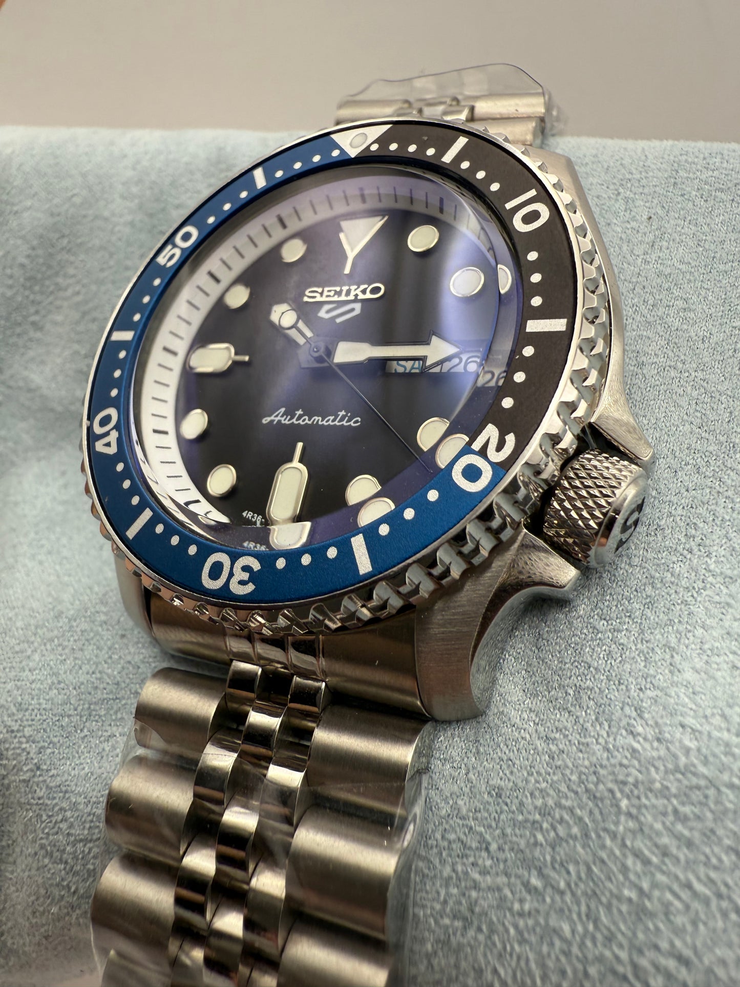 Blue/Black SKX 5 Mod
