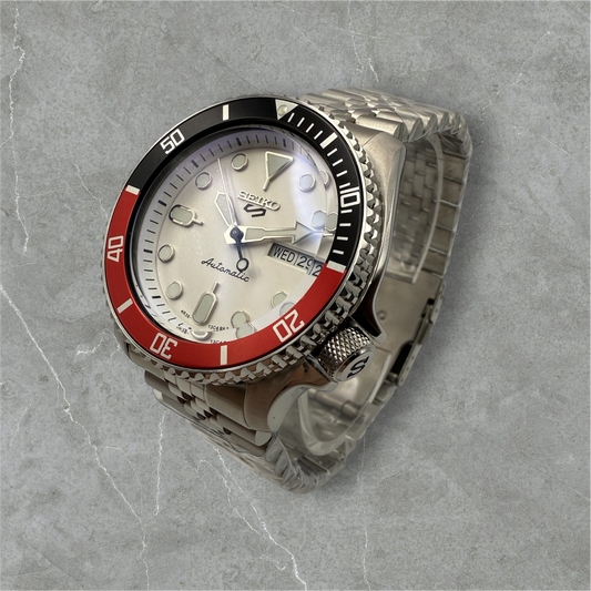 Red/White SKX 5 Mod
