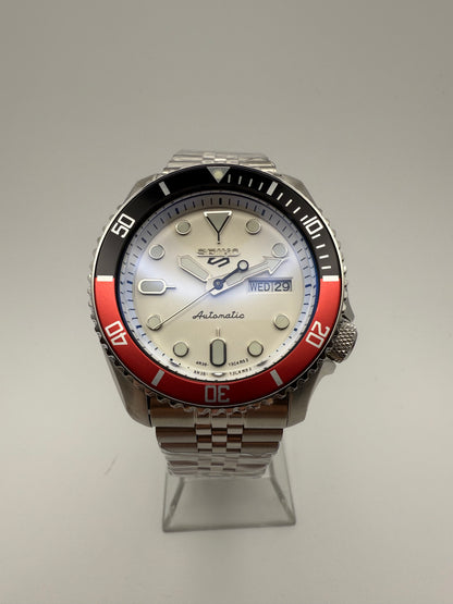 Red/White SKX 5 Mod