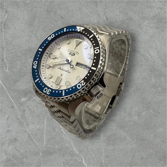 Blue/White SKX 5 Mod