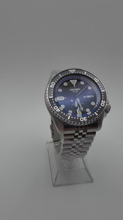 Black/Grey SKX 5 Mod